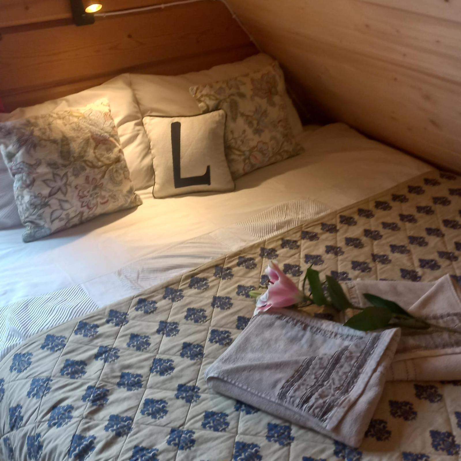 Mizerna Lily Garden Bed & Breakfast 部屋 写真